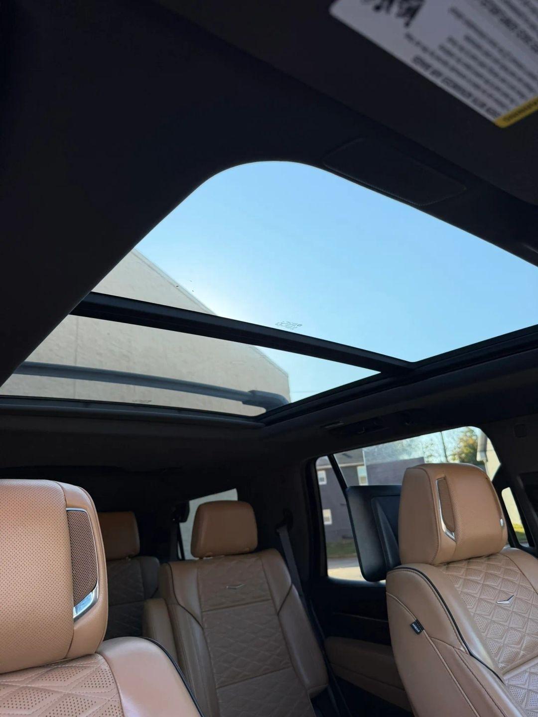 Cadillac Escalade 4WD 4dr Sport 2021