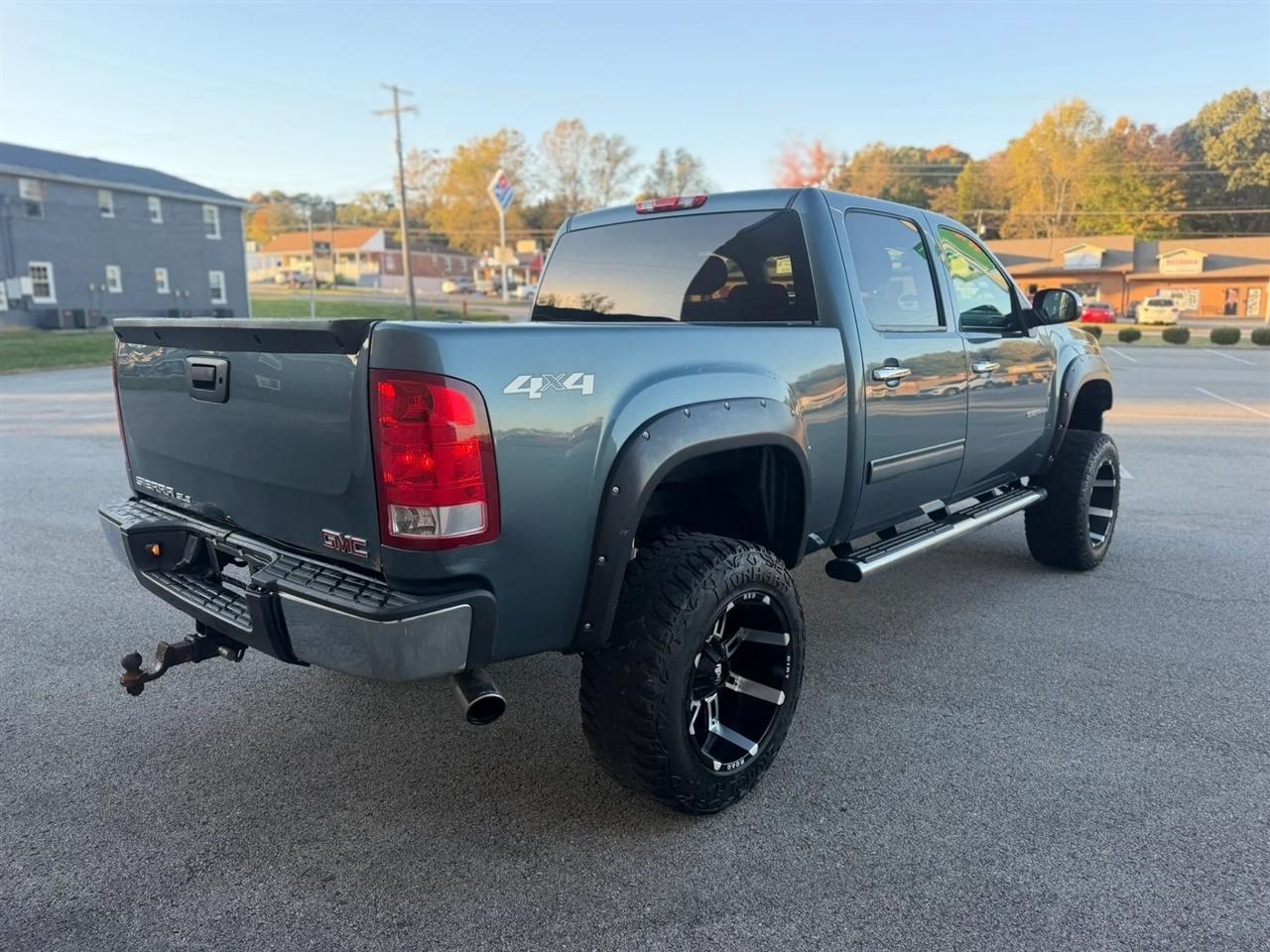 GMC Sierra 1500 4WD Crew Cab 143.5" SLE 2013