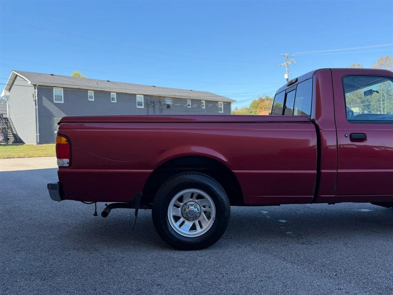Ford Ranger Reg Cab 112" WB XLT 1999