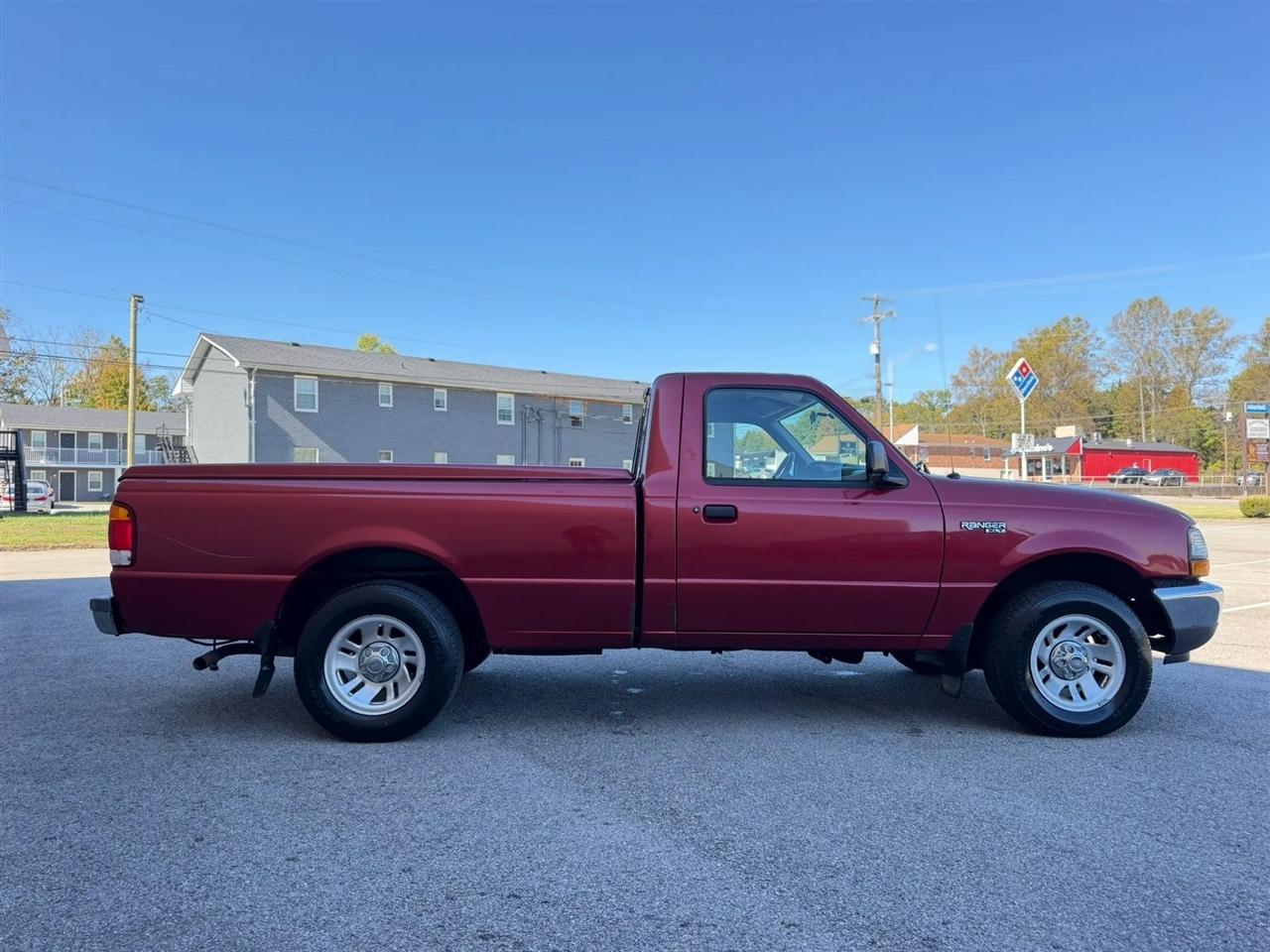 Ford Ranger Reg Cab 112" WB XLT 1999
