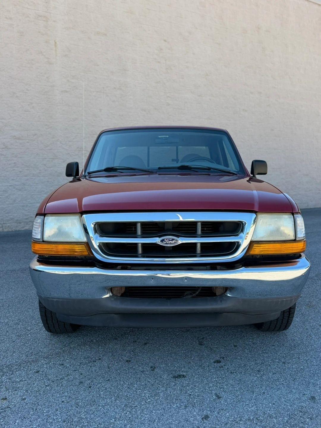 Ford Ranger Reg Cab 112" WB XLT 1999