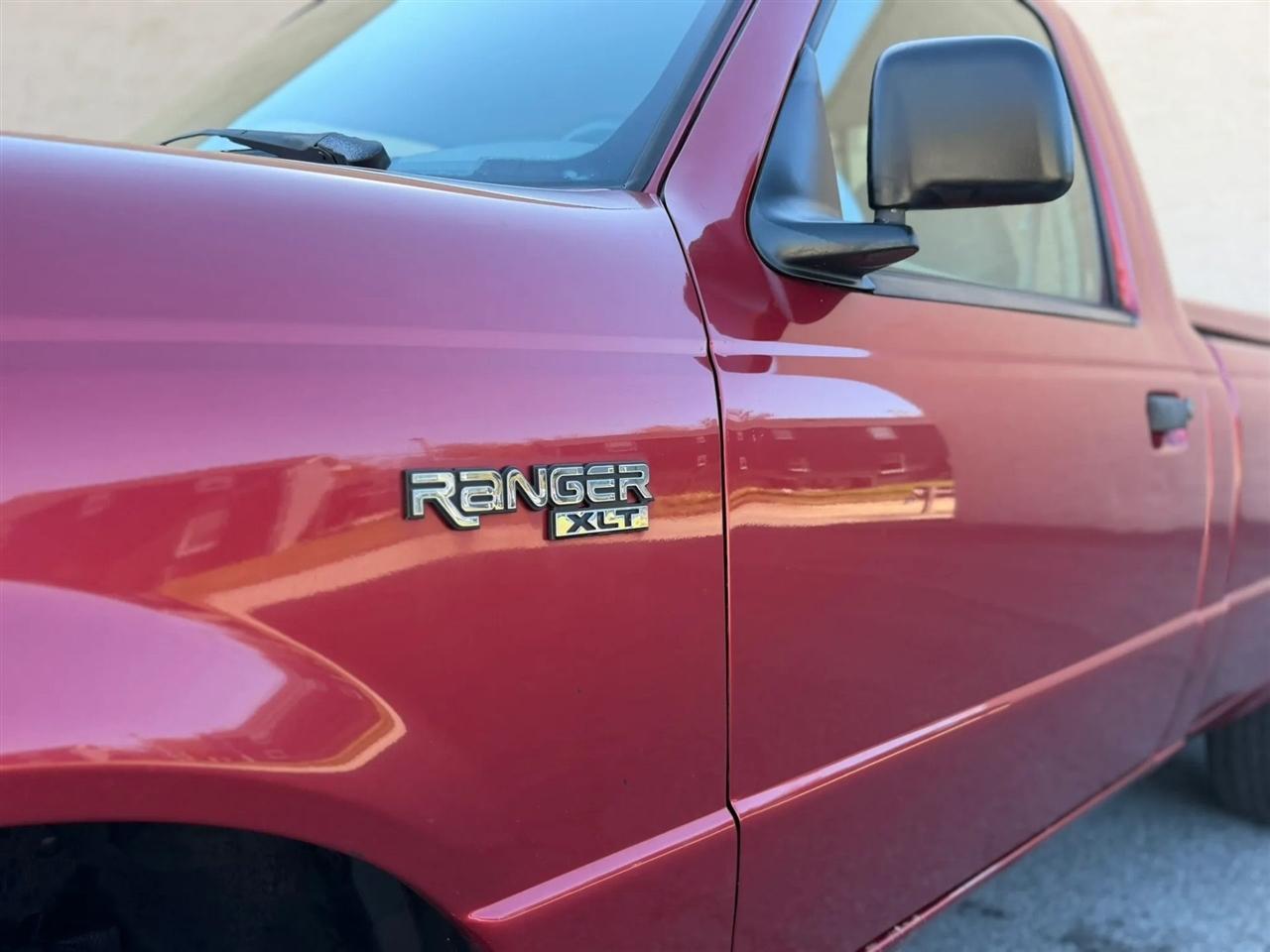 Ford Ranger Reg Cab 112" WB XLT 1999