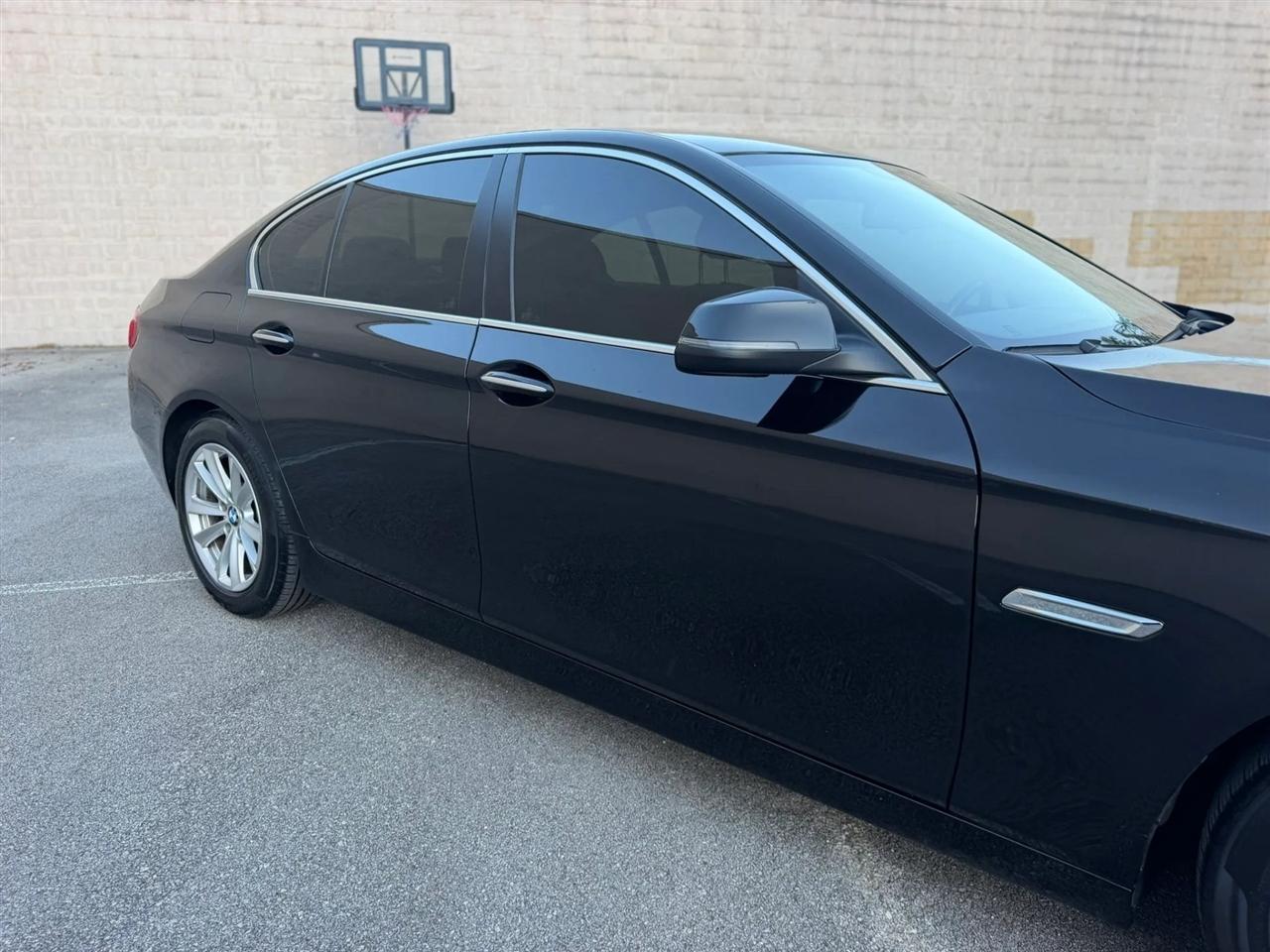 BMW 5 Series 4dr Sdn 528i RWD 2016