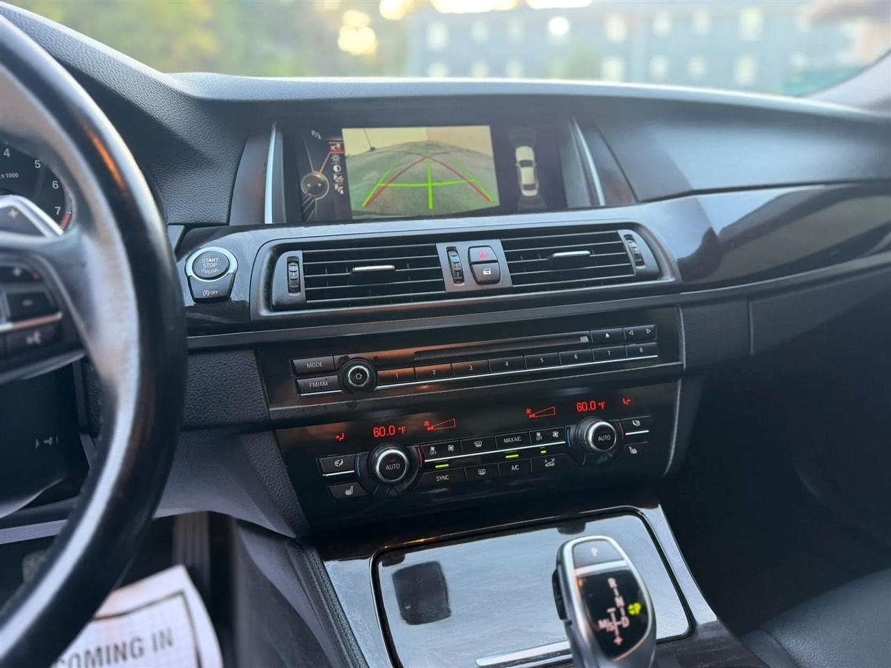 BMW 5 Series 4dr Sdn 528i RWD 2016