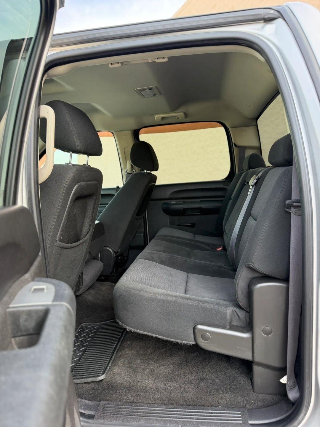 GMC Sierra 1500 2WD Crew Cab 143.5" SL 2011