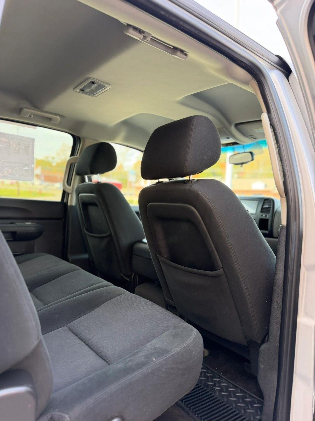 GMC Sierra 1500 2WD Crew Cab 143.5" SL 2011
