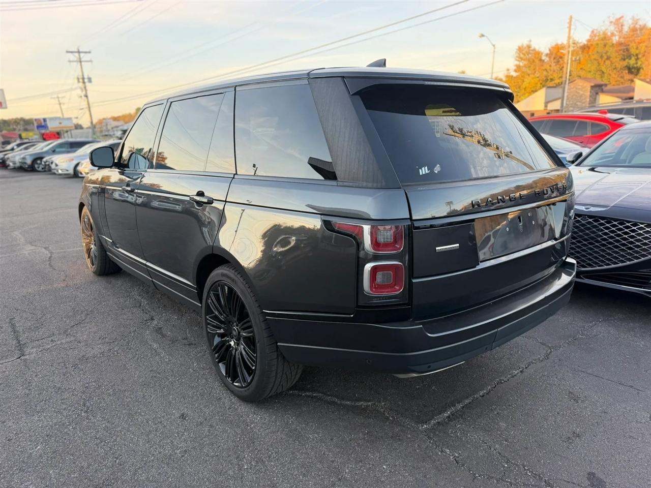 Land Rover Range Rover V8 Supercharged LWB 2019