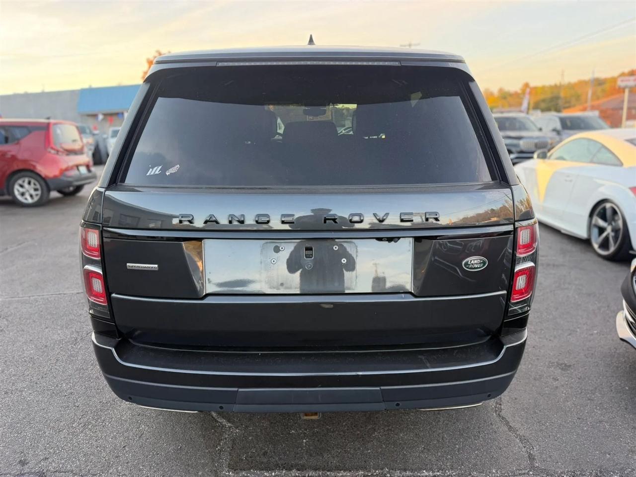 Land Rover Range Rover V8 Supercharged LWB 2019
