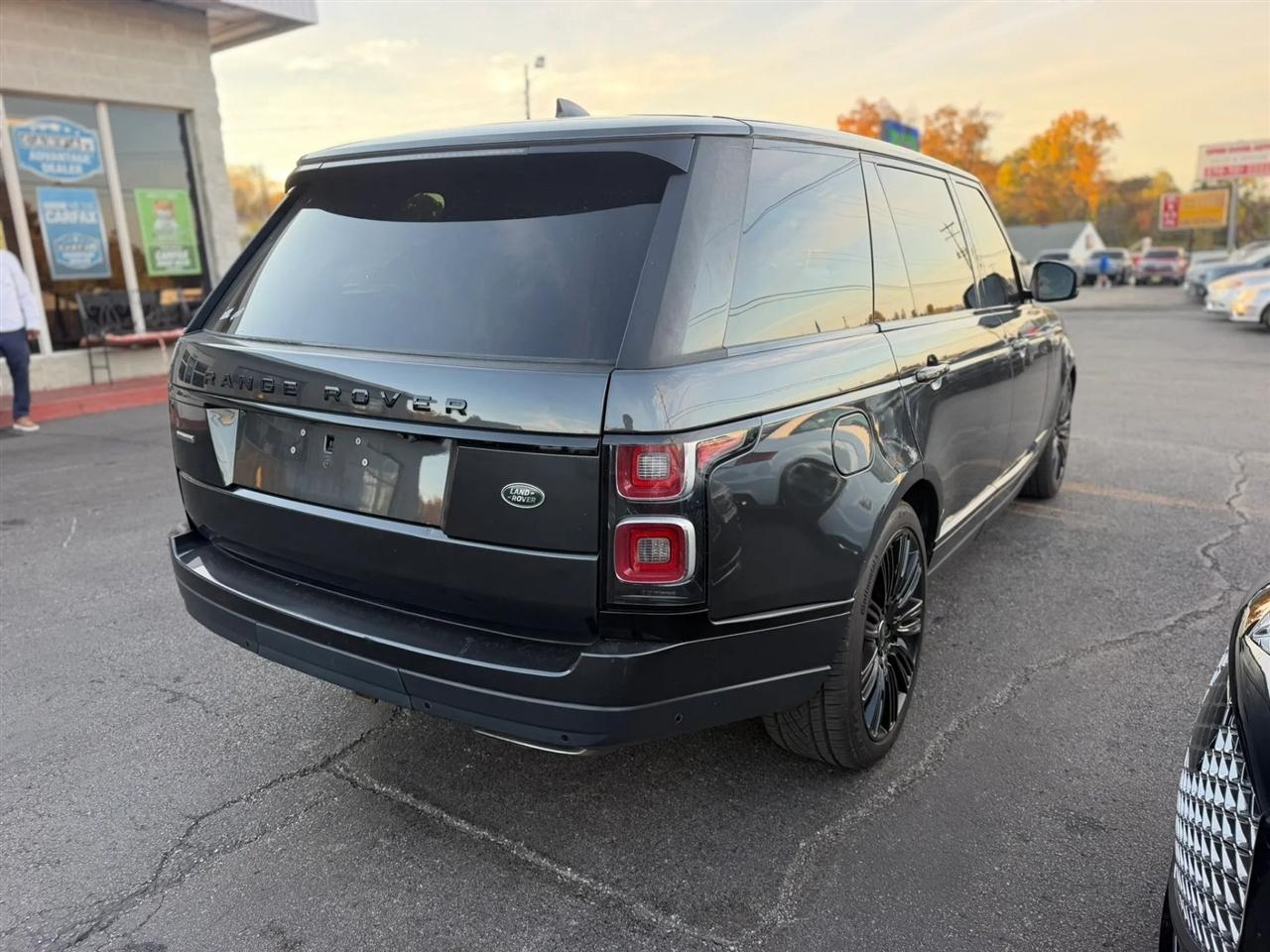 Land Rover Range Rover V8 Supercharged LWB 2019