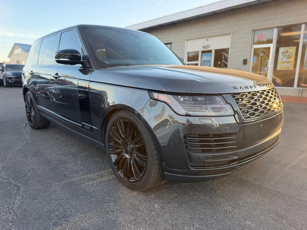Land Rover Range Rover V8 Supercharged LWB 2019