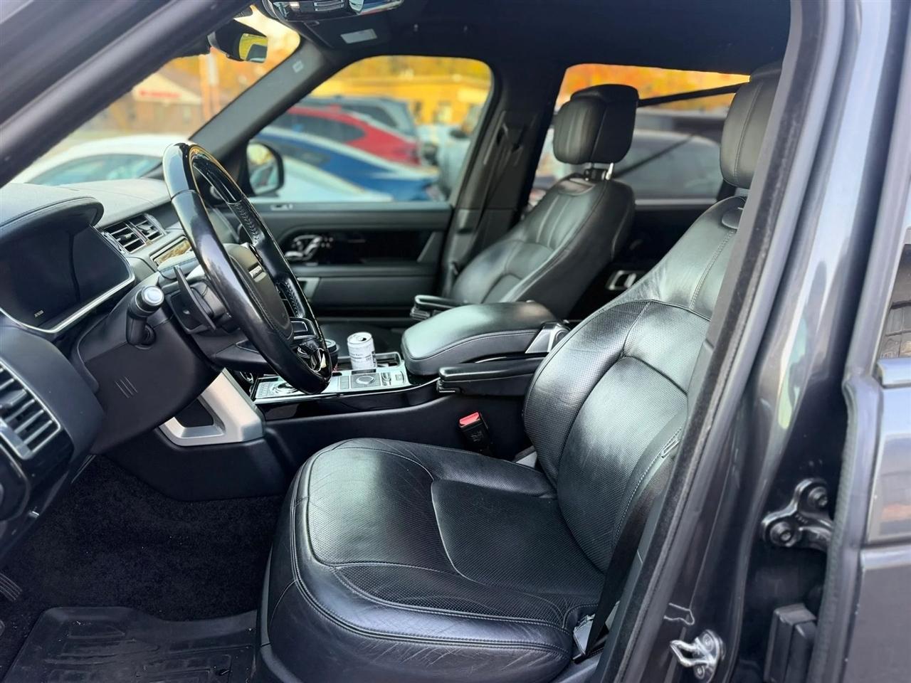 Land Rover Range Rover V8 Supercharged LWB 2019