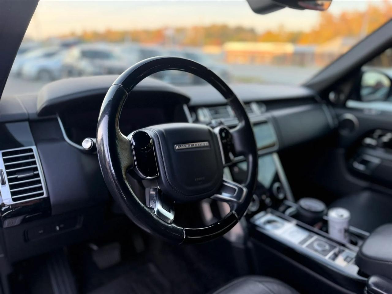 Land Rover Range Rover V8 Supercharged LWB 2019
