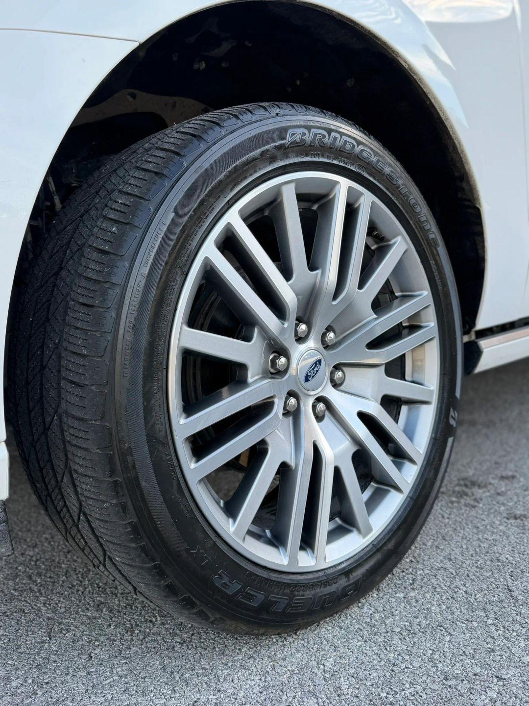 Ford Expedition Max Platinum 4x4 2022