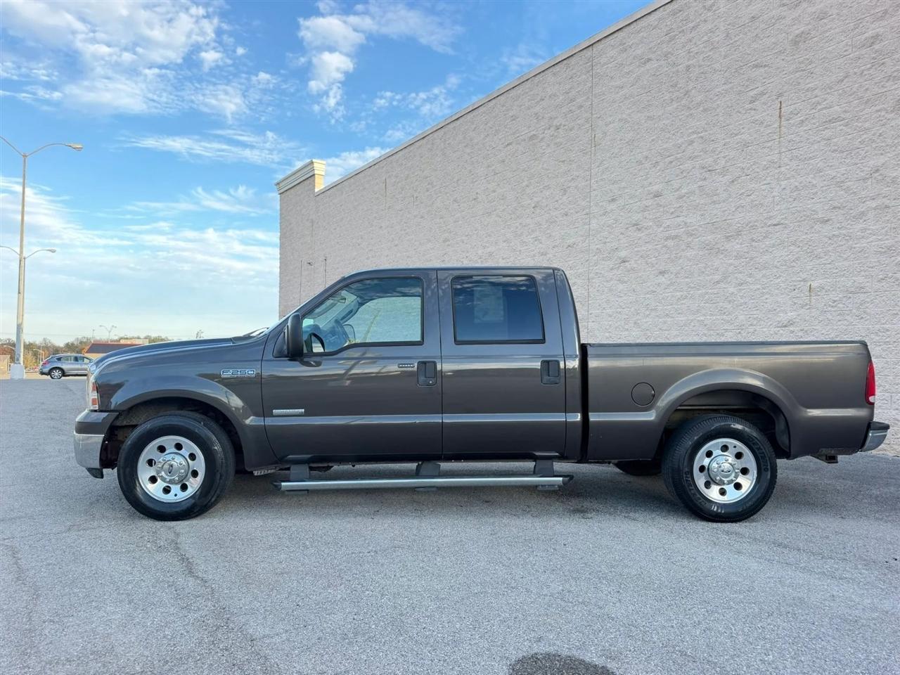Ford Super Duty F-250 Crew Cab 156" King Ranch 2006