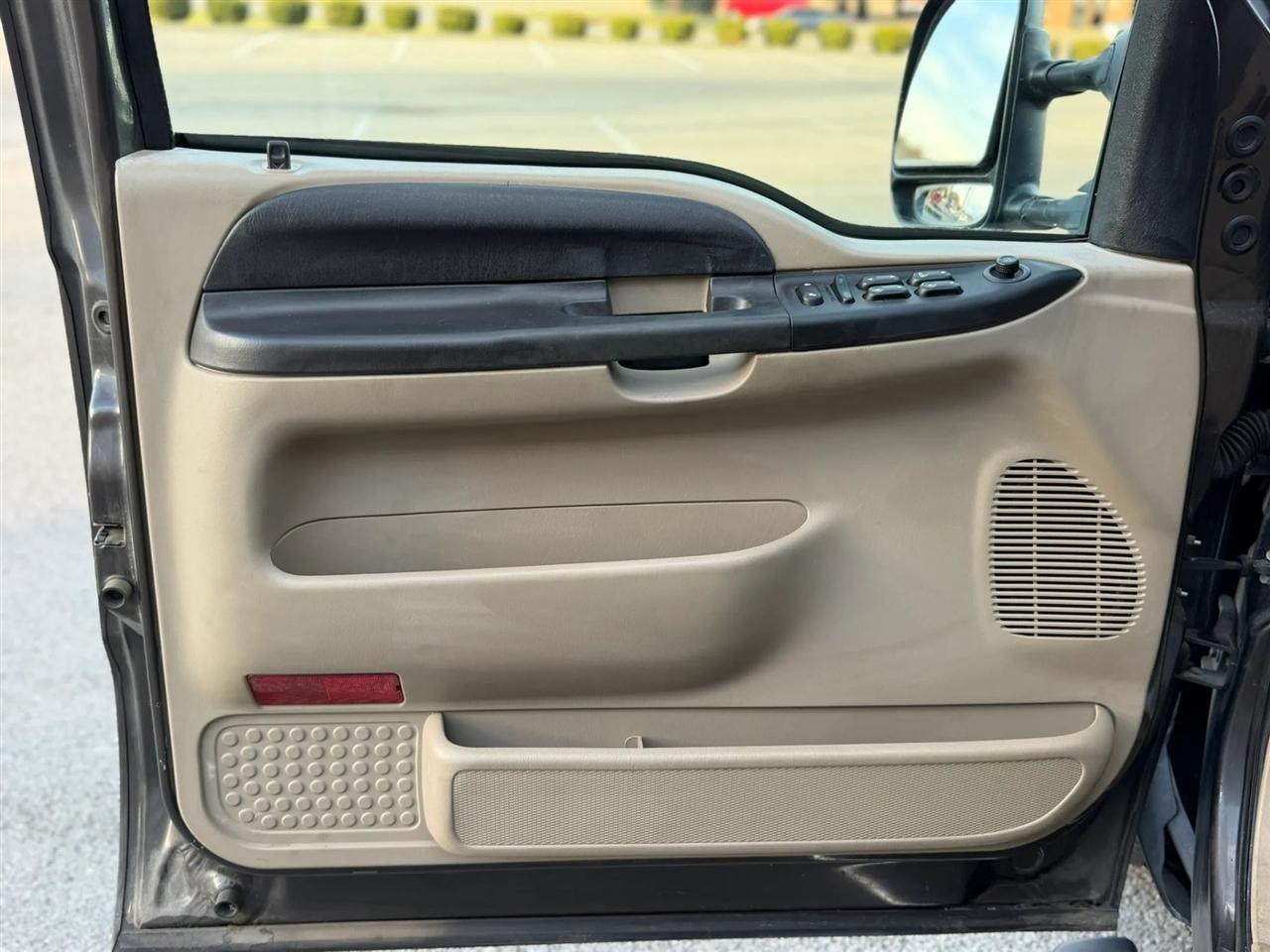 Ford Super Duty F-250 Crew Cab 156" King Ranch 2006