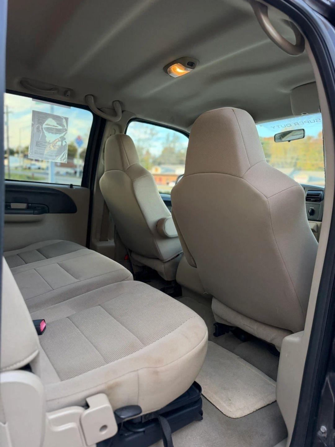 Ford Super Duty F-250 Crew Cab 156" King Ranch 2006