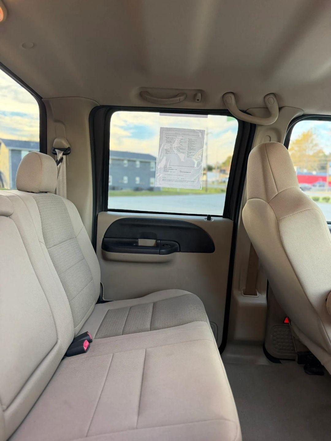 Ford Super Duty F-250 Crew Cab 156" King Ranch 2006