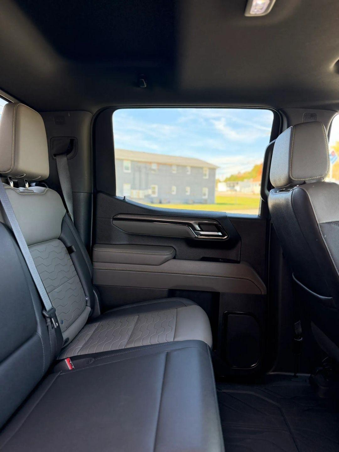 Chevrolet Silverado 1500 4WD Crew Cab 147" ZR2 2022
