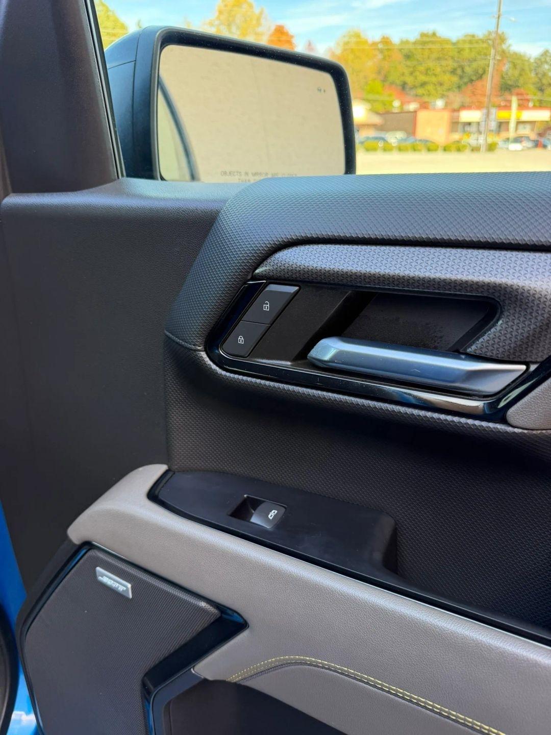 Chevrolet Silverado 1500 4WD Crew Cab 147" ZR2 2022