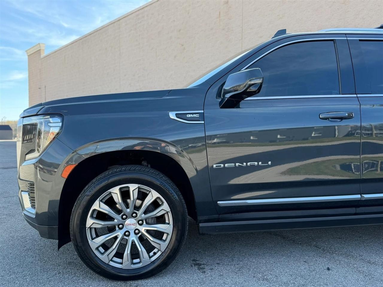 GMC Yukon XL 4WD 4dr Denali 2021