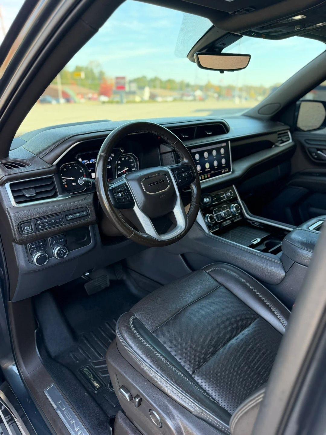 GMC Yukon XL 4WD 4dr Denali 2021