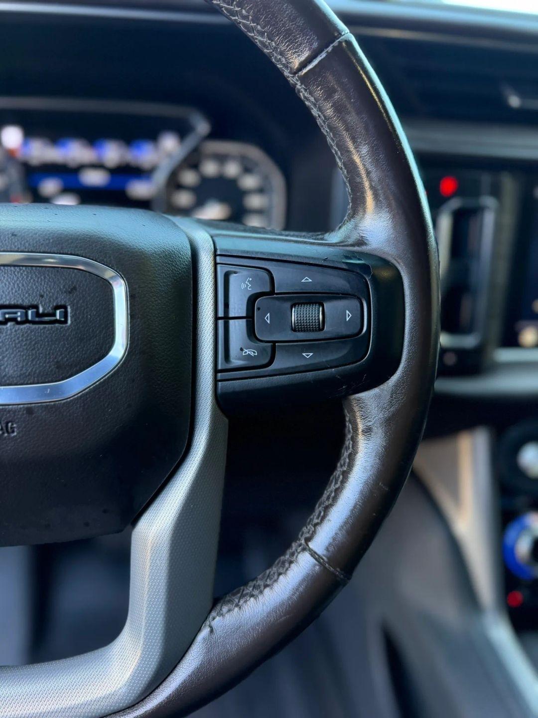 GMC Yukon XL 4WD 4dr Denali 2021
