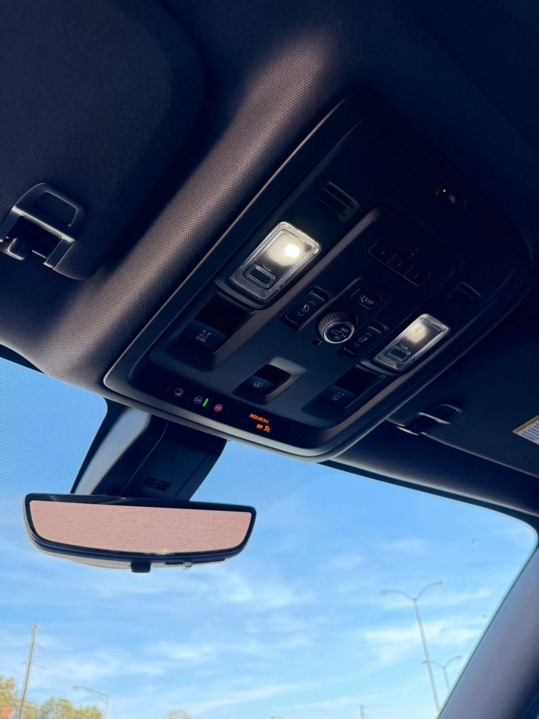 GMC Yukon XL 4WD 4dr Denali 2021