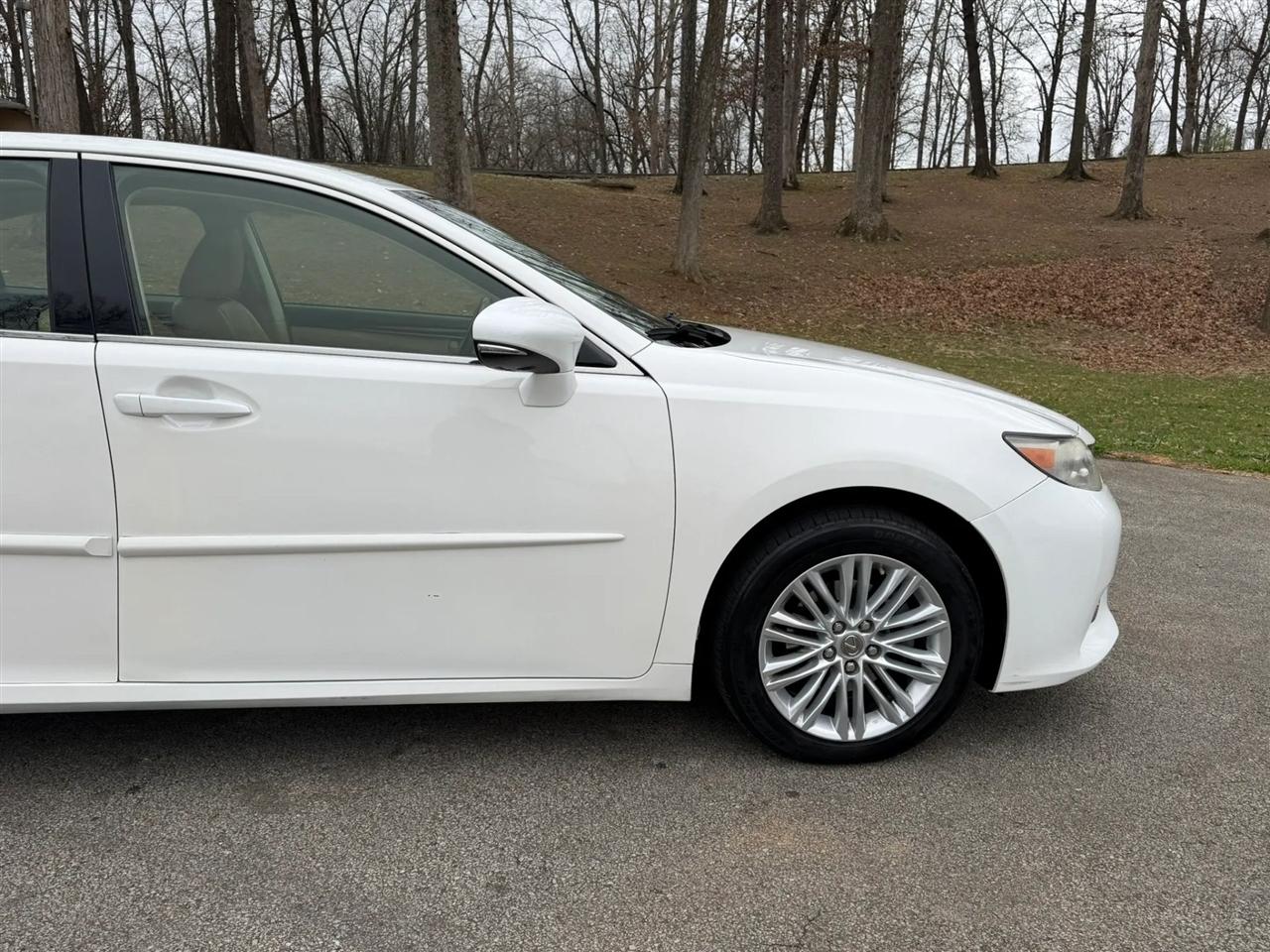 Lexus ES 350 4dr Sdn 2013