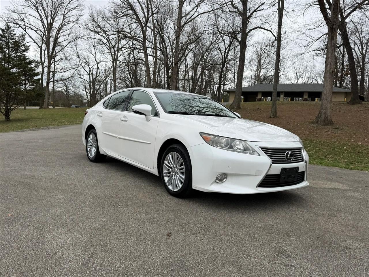 Lexus ES 350 4dr Sdn 2013