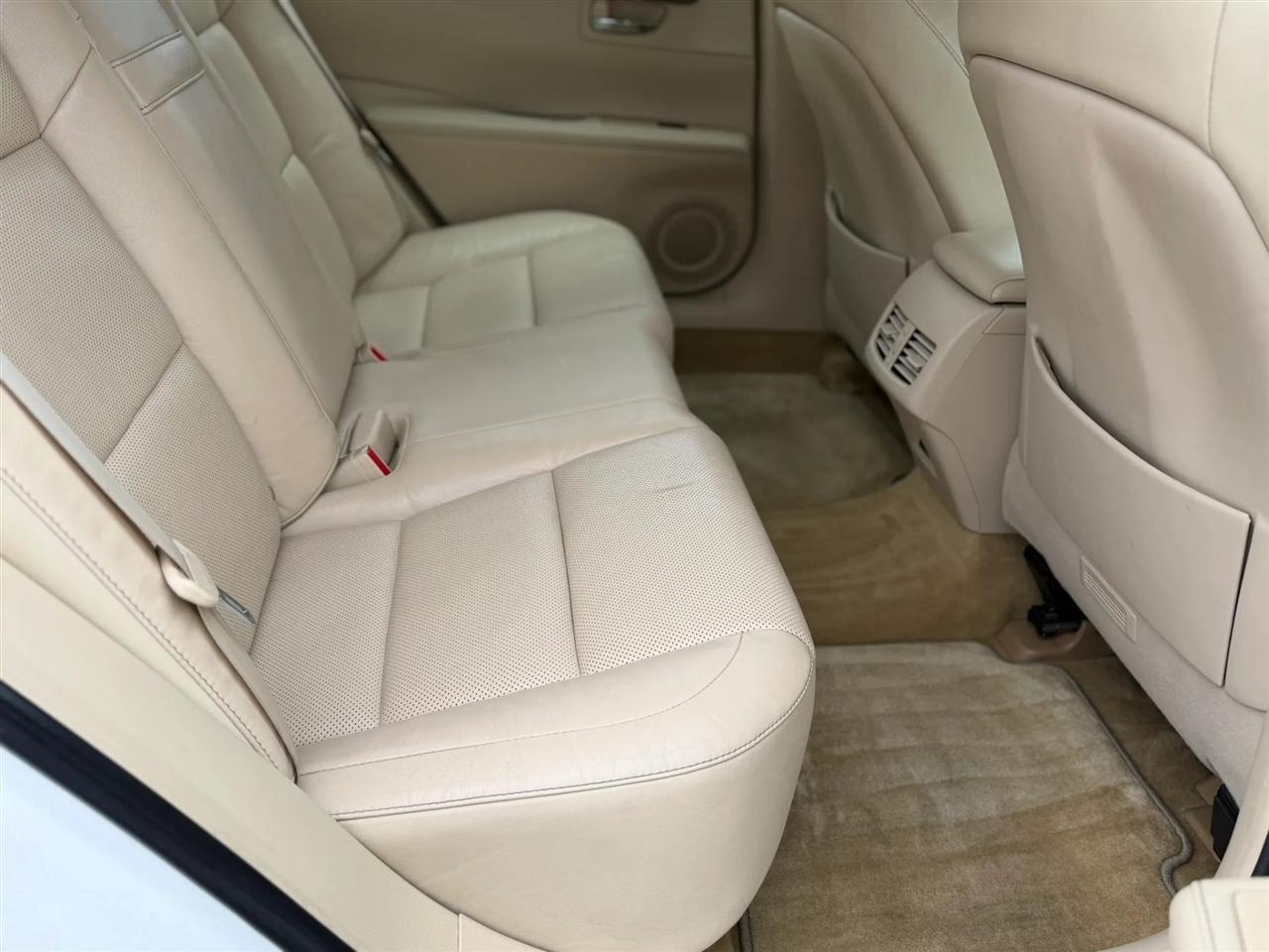 Lexus ES 350 4dr Sdn 2013