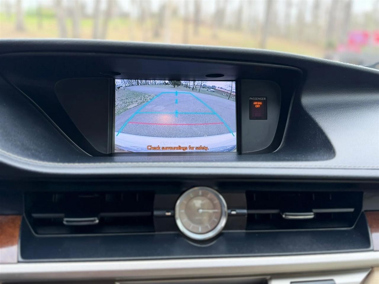 Lexus ES 350 4dr Sdn 2013