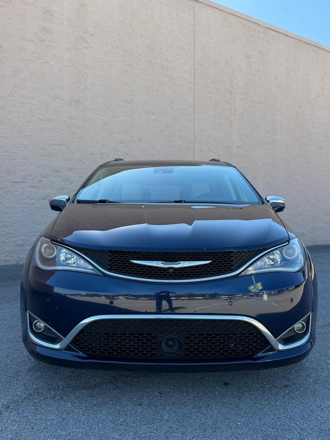Chrysler Pacifica Limited FWD 2017