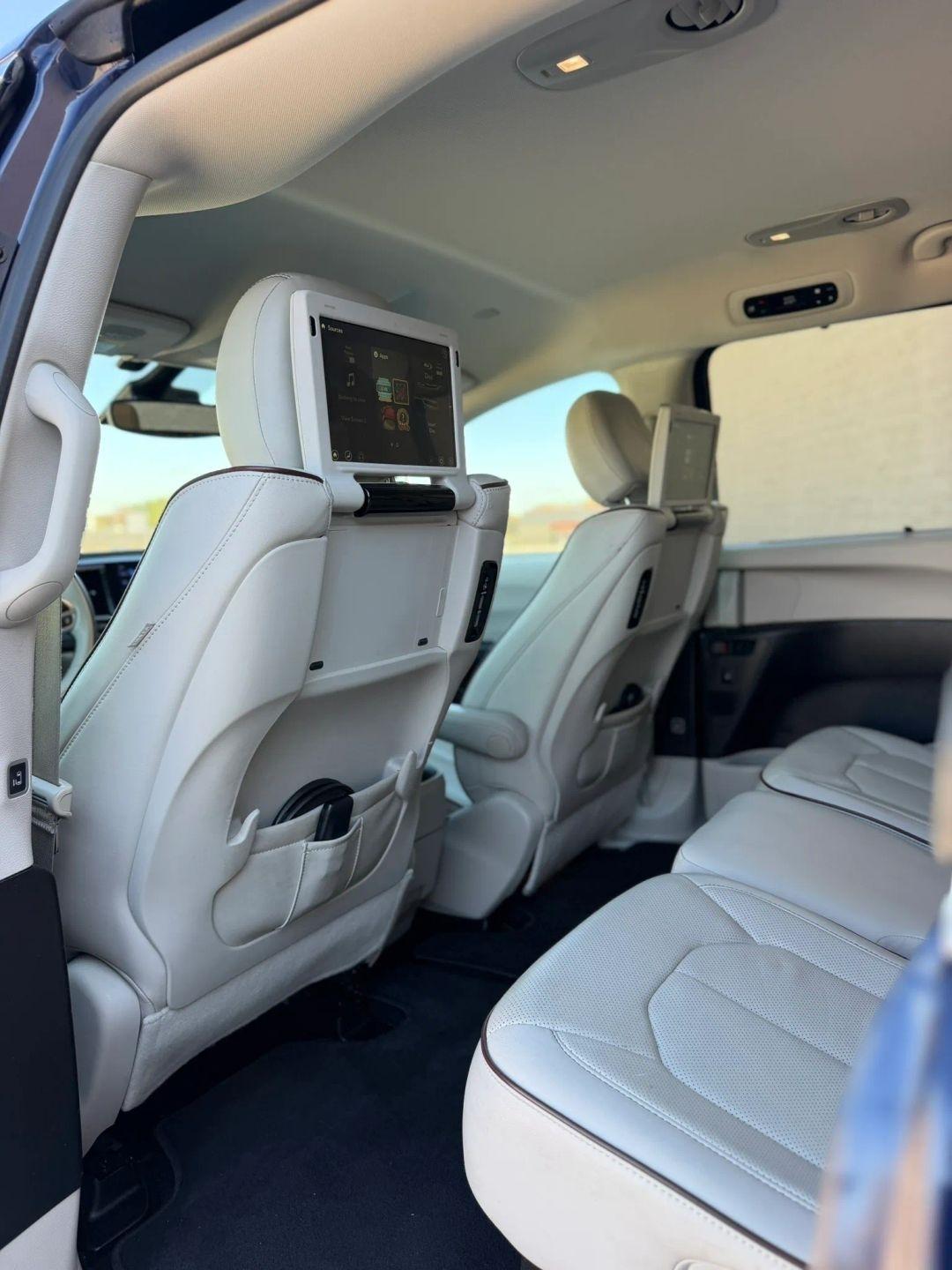 Chrysler Pacifica Limited FWD 2017