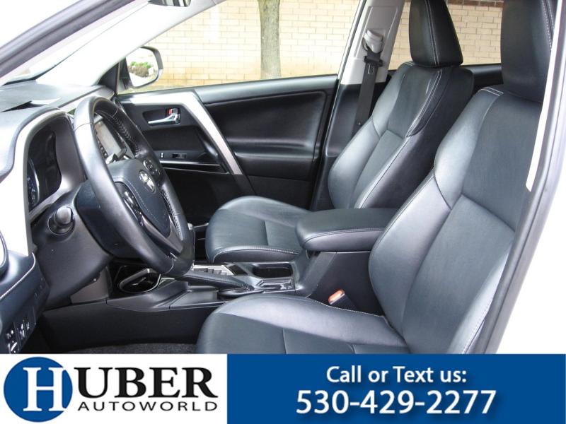 Toyota RAV4 Limited AWD 2017