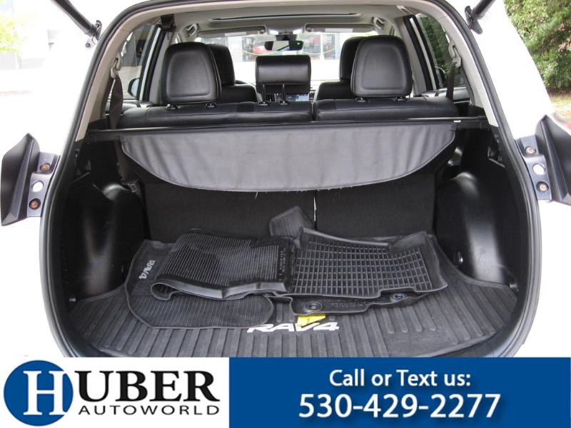 Toyota RAV4 Limited AWD 2017