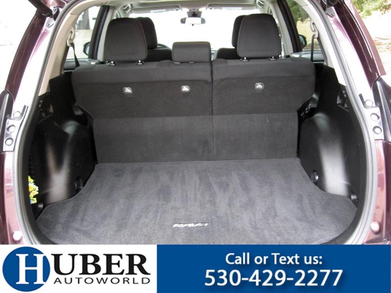 Toyota RAV4 XLE AWD 2018