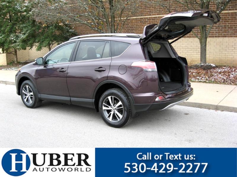 Toyota RAV4 XLE AWD 2018