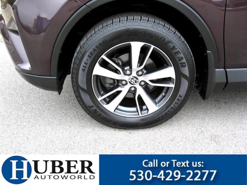 Toyota RAV4 XLE AWD 2018