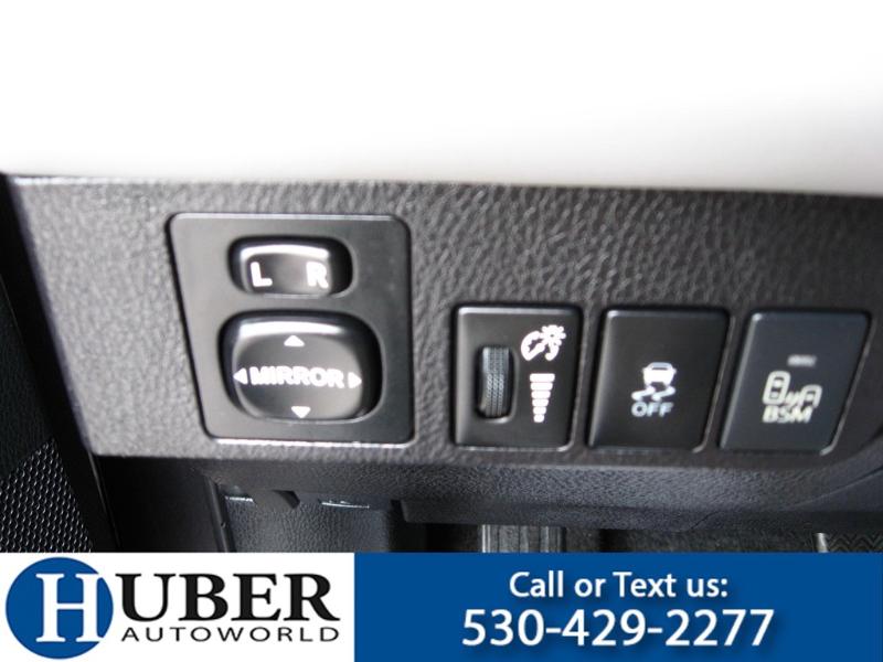 Toyota RAV4 Limited AWD 2014