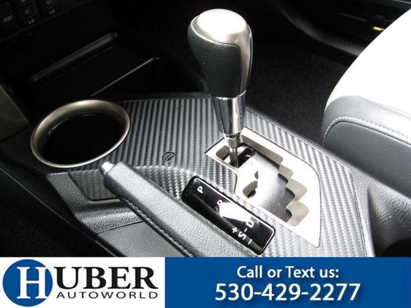 Toyota RAV4 Limited AWD 2014