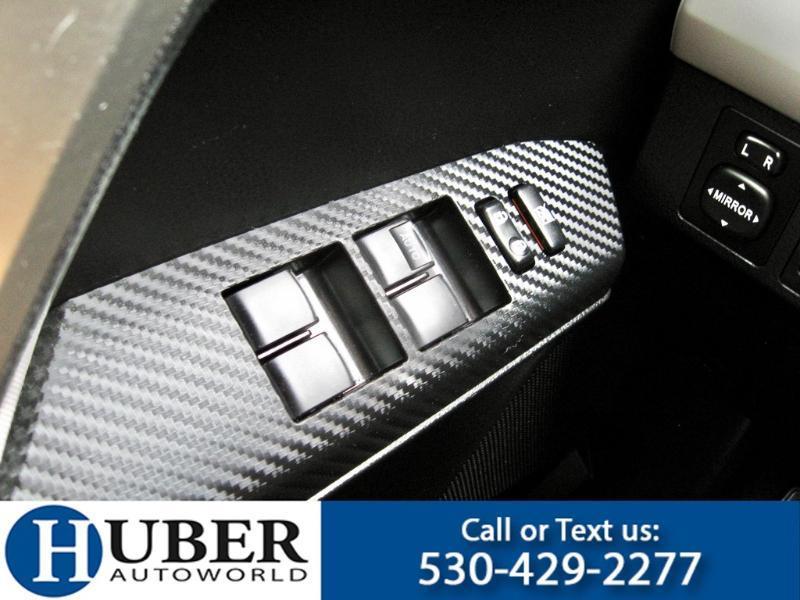 Toyota RAV4 LE AWD 2015