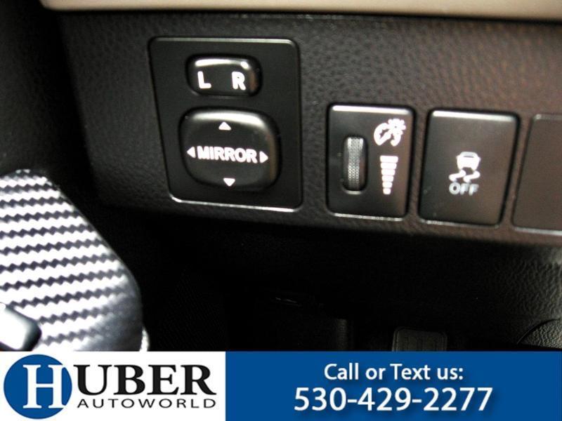 Toyota RAV4 LE AWD 2015