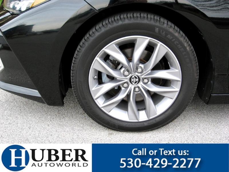 Toyota Avalon XLE 2019