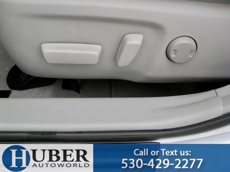 Toyota Camry XLE 2012