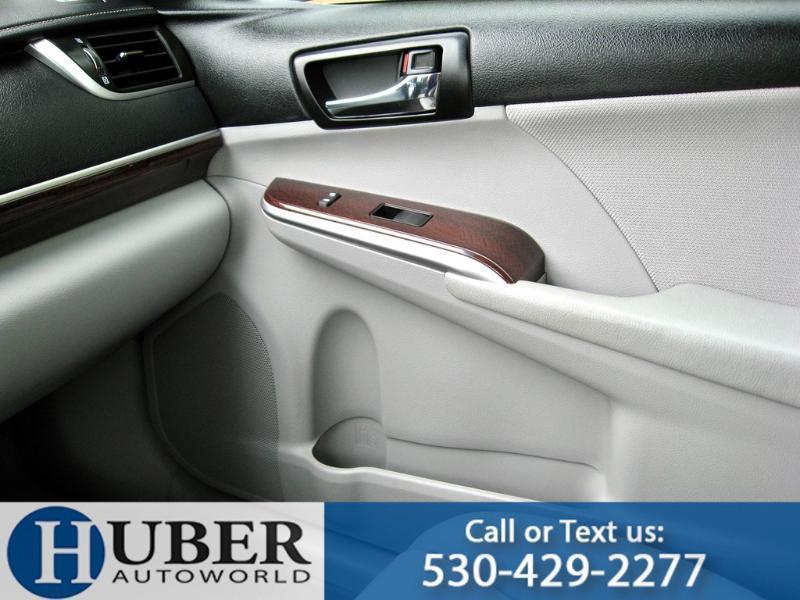 Toyota Camry XLE 2012