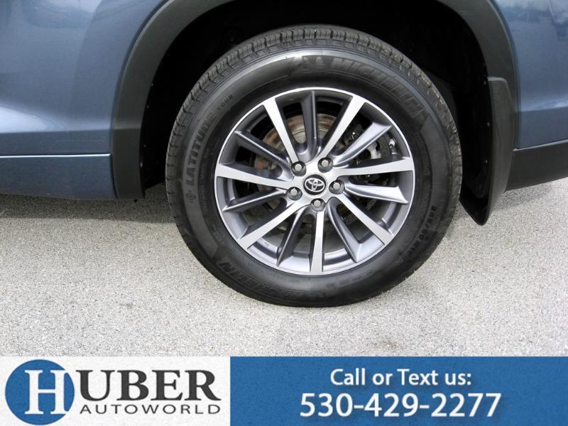 Toyota Highlander XLE AWD V6 2017