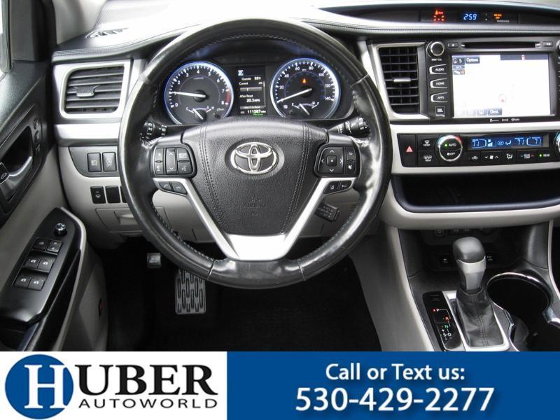 Toyota Highlander Limited AWD V6 2017