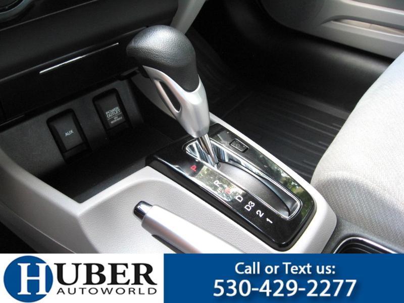 Honda Civic EX Sedan 5-Speed AT 2013