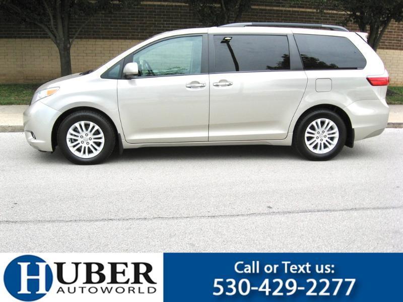 Toyota Sienna  2017