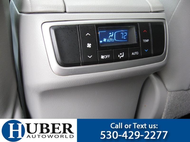 Toyota Highlander XLE AWD V6 2019